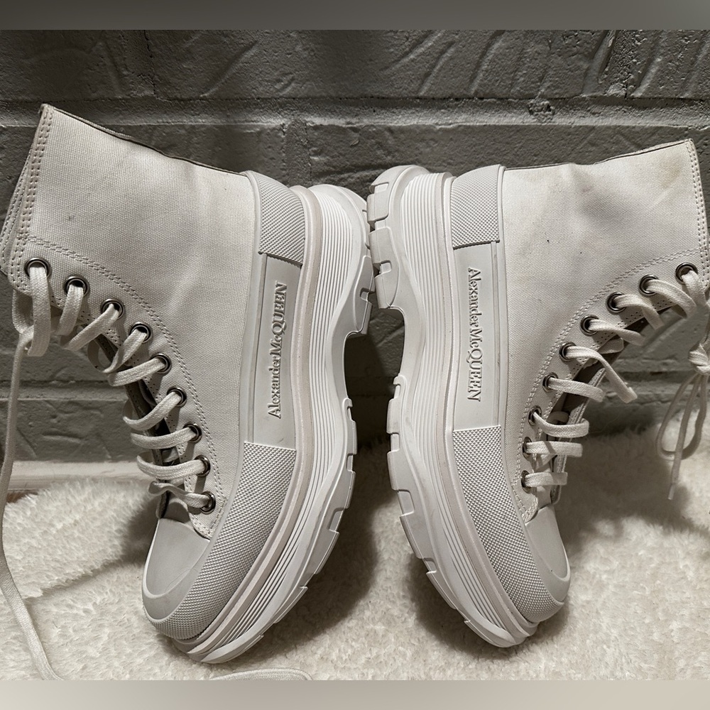 Alexander McQueen Tread Slick High-Top Sneaker Size 38.5 - Picture 7 of 12